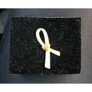 Avon Breast Cancer Awareness Pin 2002 Vintage Jewelry Pink Women Fight Original